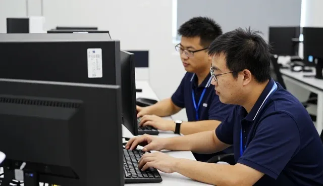 办公场所需求推动系统集成优化升级